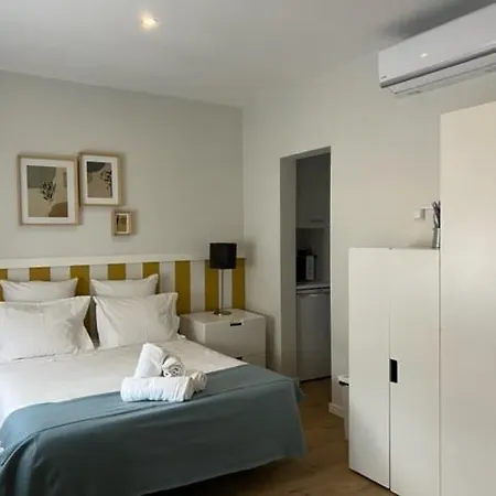 Charming Studio Apartment In Campolide - 2F Lisbon Exterior photo